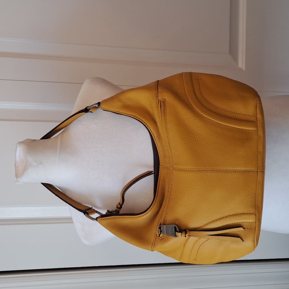 Marc New York Andrew Marc‎ Womens Pebbled Golden Yellow Leather Shoulder Bag